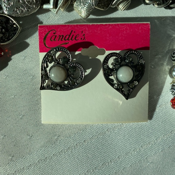 Heart-shaped Silver-tone Jewelry Lot - Picture 3 of 12